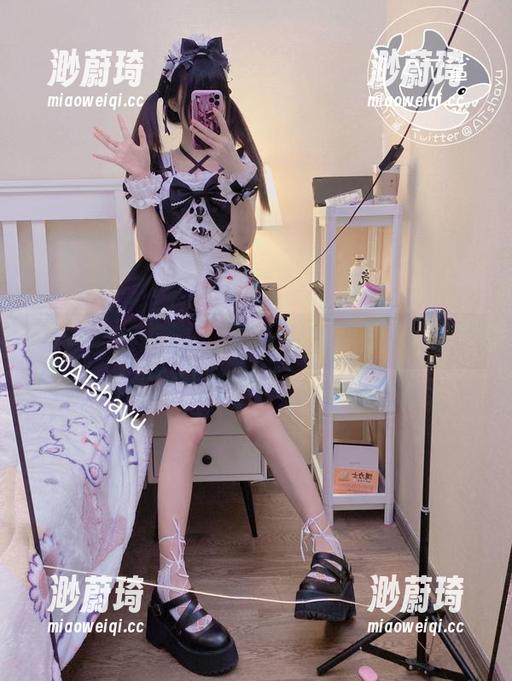 AT鲨的图库奇遇：穿着睡衣也能当模特！