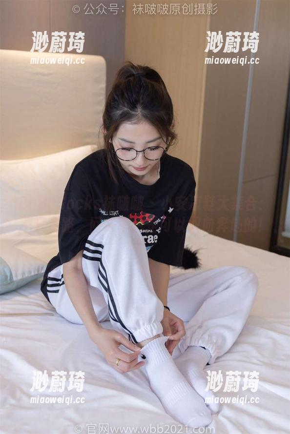 BoBoSocks袜啵啵-小安 BoBoSocks袜啵啵 - 小安凉鞋大集合:不只走路,回头率也是可以双向奔赴的!