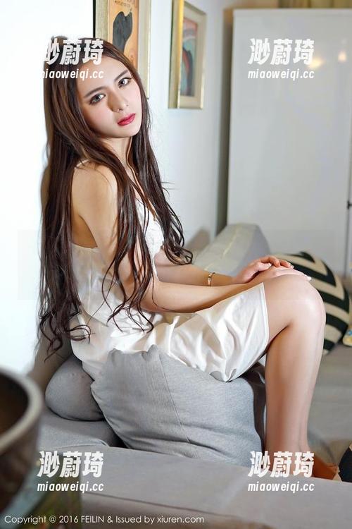 Feilin嗲囡囡 - 顾北北的这套白色图集，白到让人想起早晨的牛奶，嘻嘻。