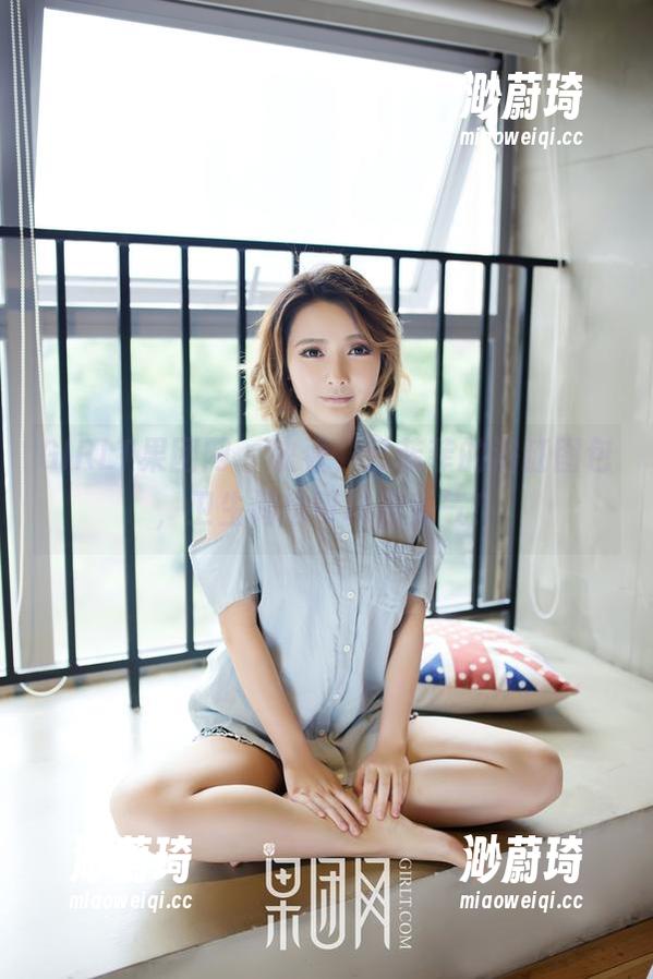 GIRLT果团网-云菲菲 GIRLT果团网 - 快看,云菲菲的浴缸图包,卫生间也可以很秀气!