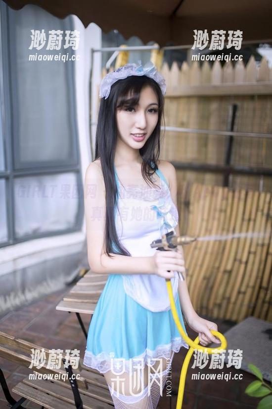 GIRLT果团网 - 油亮油亮，甜Abby的写真真有她的味道