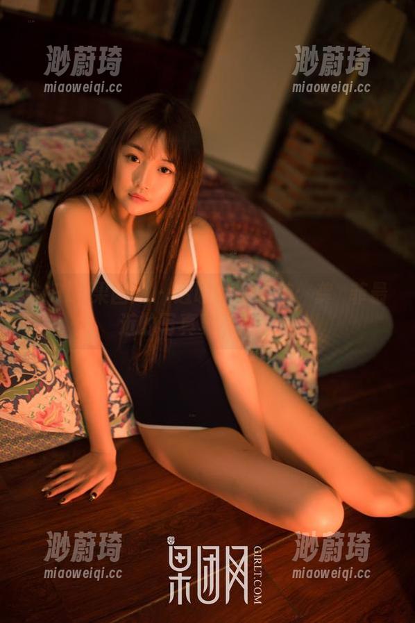 GIRLT果团网 - 透明惊艳来袭：龚玥菲最近的写真真有意思！