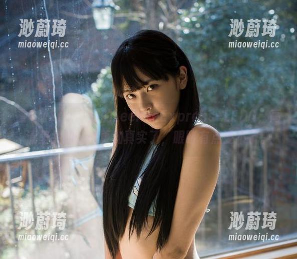 看GMS(고말숙)的LeeheeExpress–LEDG，高清里头的cos更加真实了，眼睛有点受不了。