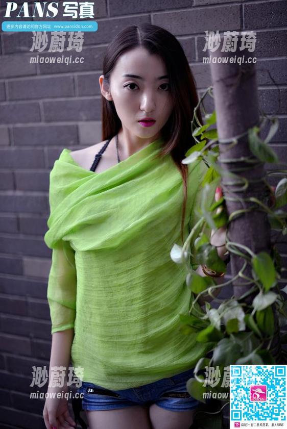 PANS写真 - kiki的水手服图包，真想问她买了多少件这衣服...