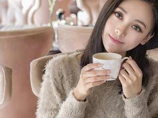 QingDouKe青豆客 – 快来收集美昕Yumi的御姐合集，下载体验女王气息的微妙