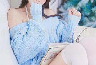 完全没有套路的Tina很妖孽呀图包，校园清纯与小俏皮感全在这里——赶快下载吧！