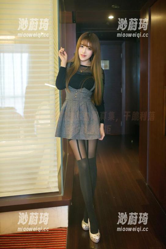TuiGirl - 娜露的黑白写真集，干脆利落，但却懒得抗拒