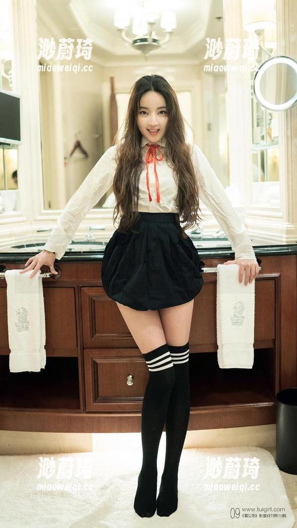 TuiGirl推女郎-夏倪可 TuiGirl推女郎 - 请收下我的盐,你的美足怎么这么诱人,夏倪可?