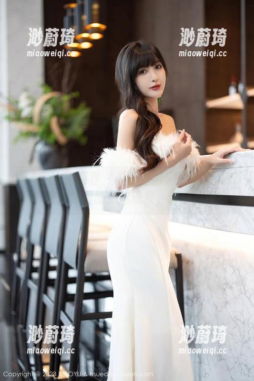 XIAOYU语画界 - 长腿经济学：杨晨晨Yome在图库里的精选课程，请自备纸巾