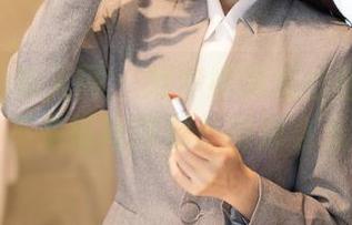 Xiuren秀人网 – 刘婷婷的婚纱图集：分享不是每裙摆都长得那么无辜
