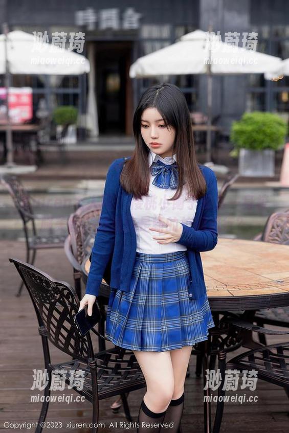 Xiuren秀人网 - 樱桃小阑子辣么一身校服美图，难道这是新的校园流行？
