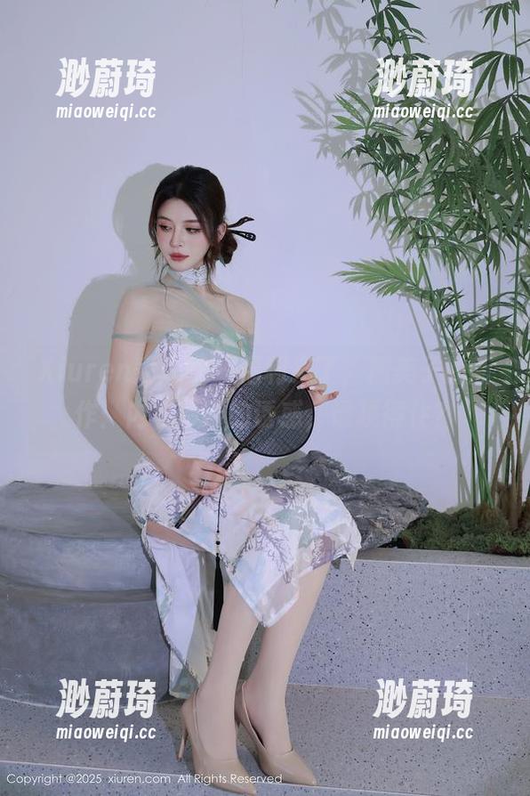Xiuren秀人网 - 福利来了，糯美子的新作：内衣吊带的诱惑，谁顶得住？