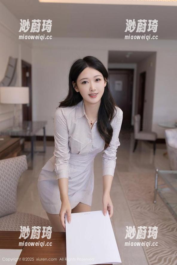 Xiuren秀人网-谢忱倬 Xiuren秀人网 - 肉丝?难说高清图集里的谢忱倬是不是该谭谭恋爱