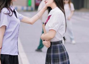 YouMi尤蜜荟 – 这套装可不止是普通的搭配，娜娜子yy的图片和精选简直让我眼前一亮！
