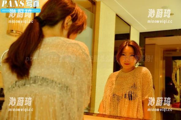 pans - 叮当礼服精选：衣服怎么样，关键是姿势！
