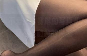 微密圈 – 不爱笑的赛琳的写真集，定制但又不失随意的性感