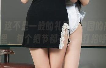 丽柜 – 这不是一般的礼服！伊园的高清写真里，每个细节都在跟我打招呼。