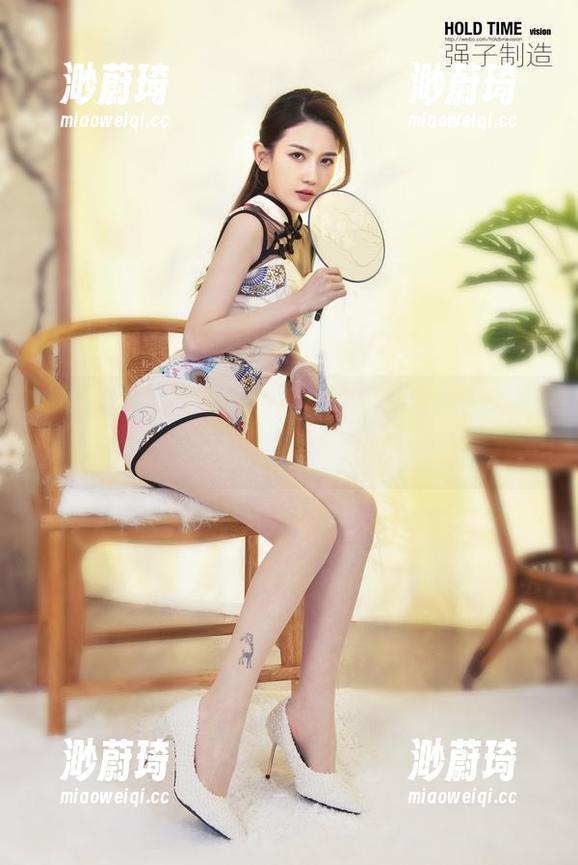 丽柜 - 兔子“热”内衣写真全集，虽然我在想为啥开这么多槽点。