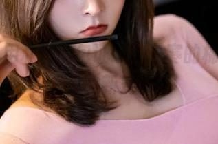 丽柜 – 用私房图包证明，语寒的棉袜就是我的新宠。