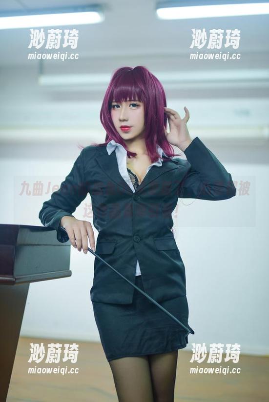 九曲Jean的怨仇OL又更新了，心思都被这作品集牵引着！