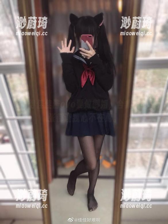 佳佳酱ovo 怪不得佳佳酱ovo要做御姐,合集里的每张都让我心不在焉。
