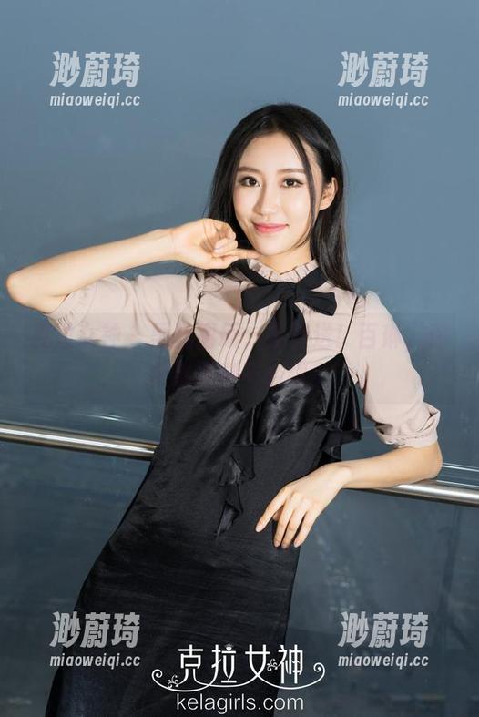 克拉女神 - 黑丝图册，免费送！百琳，你把我迷得不轻啊！