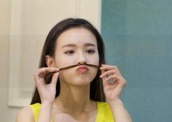 克拉女神 – 图片盛放，薇薇的蕾丝为什么总是吸引目光