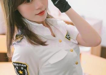 千反田鹿子的黄豆粉写真集更新，你会觉得腿部的原材料也很重要吗？