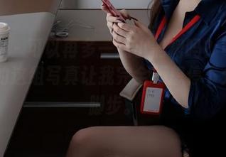 微密圈 – 可以再多一点小黑裙吗？可可西yyy的这组写真让我完全不想停下分享的脚步。