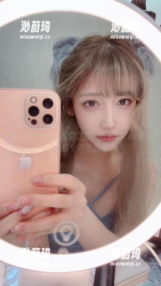啾小妍Deer的瑜伽之旅：当家居cos遇上柔韧女神精选集