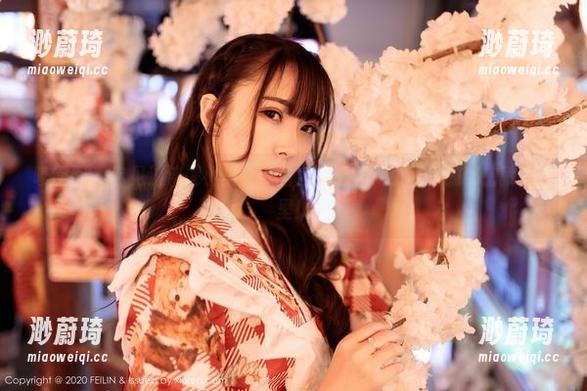 嗲囡囡 - 你见过流氓小巫女的图包精选吗？小巫女的秘密就在这里！