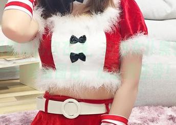 小女巫露娜再次在线，白色女仆黑色丝袜——高清图包，心脏接住没！