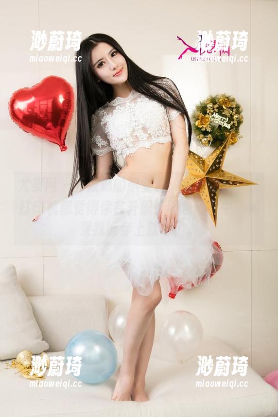 尤果网 - 乔依琳的职业装：穿上之后，连打印机都觉得你在升职！图包欣赏中…如果我能穿上就好了。