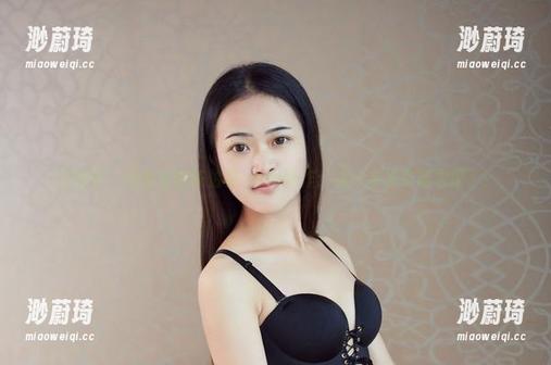 尤物馆 - 网盘里的陈怡曼coco新作：这一条连衣裙太撩了！