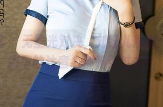 尤蜜荟 – 无圣光对决，刘钰儿瑜伽：能否把你的注意力都吸引过去？