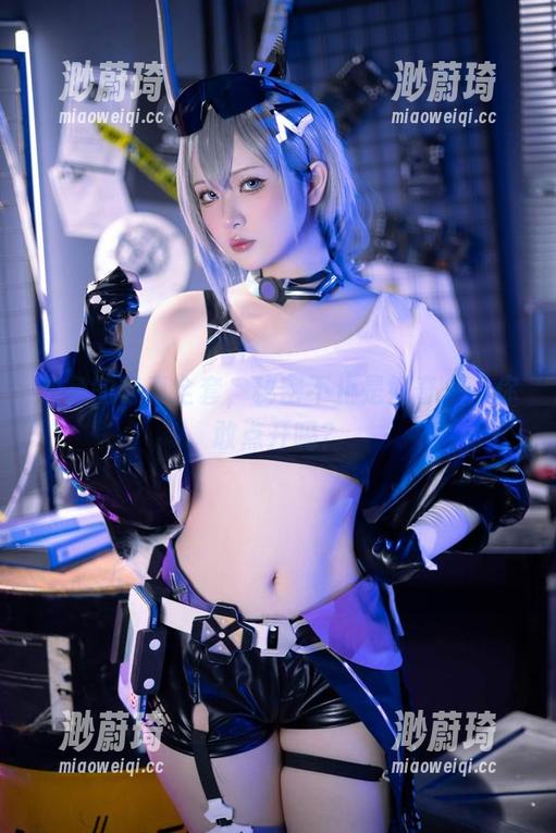 屿鱼 屿鱼的写真全套,秘密不止是好奇——你敢点开吗?
