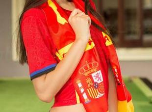 推女神 – 抽象的美，策划了一场岑苑之barbiebaby的旗袍秀，无圣光，画面不走心。