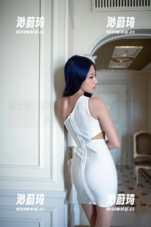 推女郎 - 买不起？没事，易阳的甜心套图免费下载给你安慰。