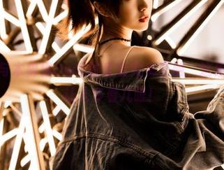 闷骚气质与木棉棉OwO的套装完美交融，这组美图真想让人多看几眼！