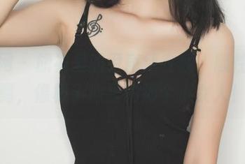 果团网 – 旗袍里的尹意纯在线，随性又不羁，像极了心里的那个小女人！