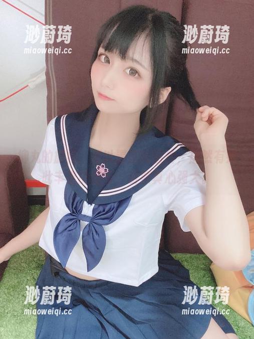柳丸的旗袍：难以置信的图片，居然有如此丰富的细节，资源真心强大。