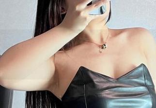微密圈 – 桃沢樱呀的女友写真合集，特效是什么？太迷了吧？