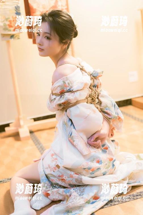 一言不合就是女王！桃良阿宅的高清图集你值得一看。