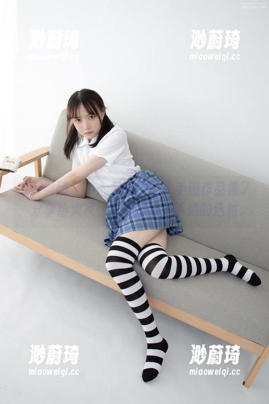 森萝财团-小七 森萝财团 - 小七又出新的水手服作品集了,分享给大家,真心探讨一下她的选材。
