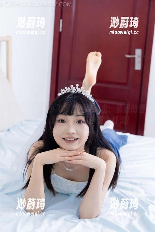 物恋传媒 - 小飞网盘重磅推出：俏丽的懵懂合集，让你乐得在沙发上打滚！