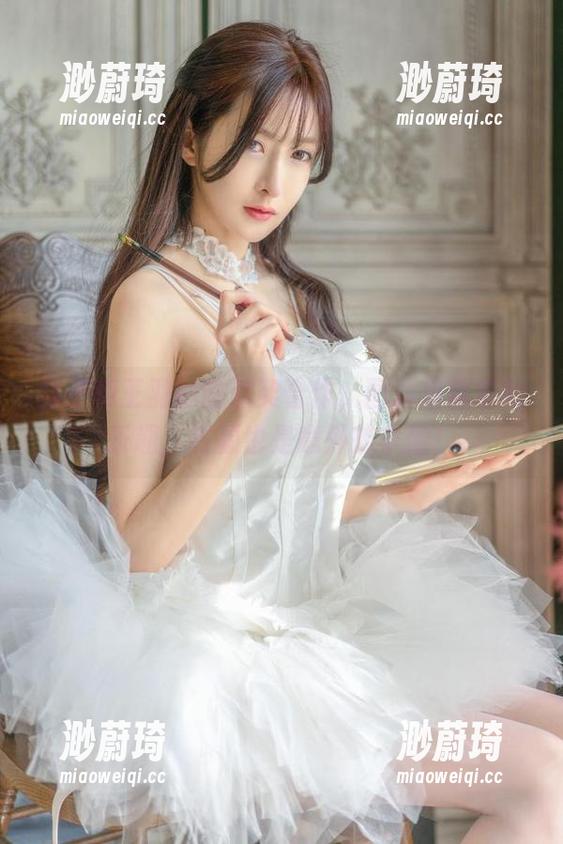 袜子和王羽杉的默契合作，图片里藏着的乐趣，资源也是意外的丰盈！