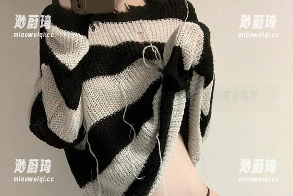 微密圈 - 相扑猫的高级感：一双高跟鞋支撑的美女写真