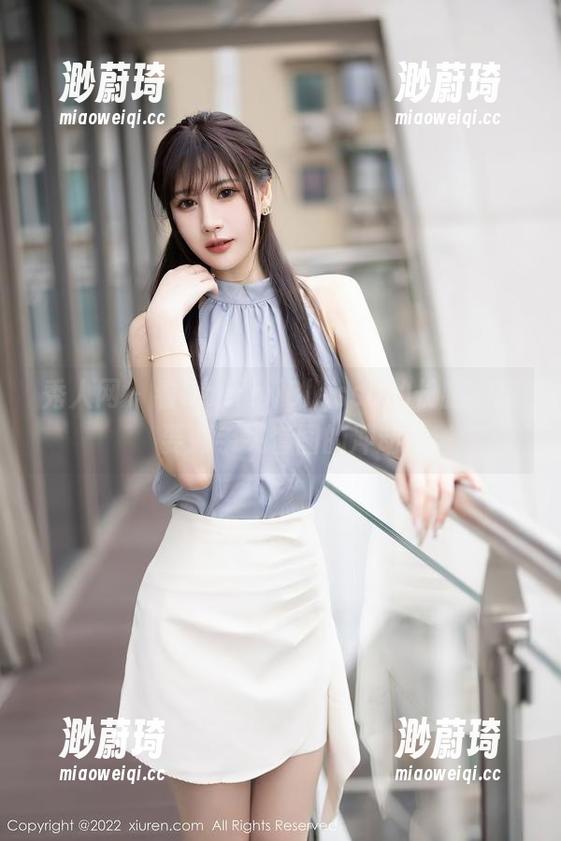 秀人网-CherryBlessU 秀人网 - 看CherryBlessU的长腿,想要剁手买套图的冲动