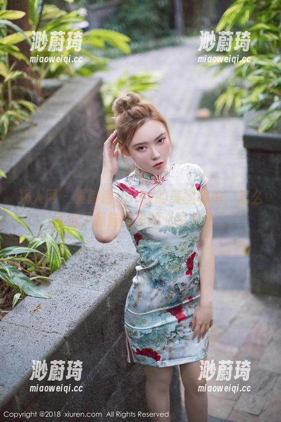 秀人网-夏诗诗Sally 秀人网 - 夏诗诗Sally的美腿私拍,怎么就成了我脑海里的“主题曲”