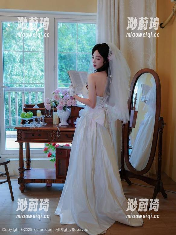 秀人网-徐莉芝Botty 秀人网 - 图片来袭:徐莉芝Botty在天台上搞事情,最新一波!